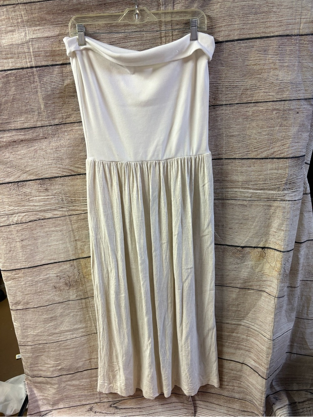 😍 HYFVE White Ribbed strapless BoHo dress